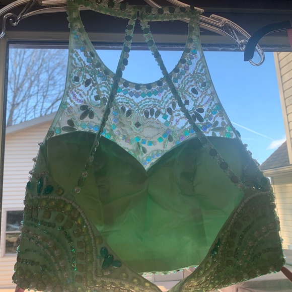 Prom dress - Picture 2 of 5